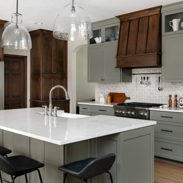 Golden Oak Glow-Up | Lakeville, MN