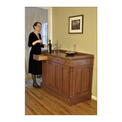 Traditional Cherry Bar - Indoor Pub And Bistro Tables