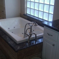 Counters - Vanity Tops And Side Splashes