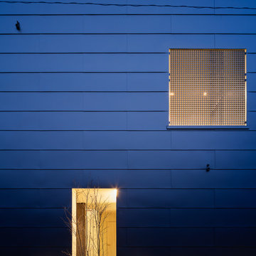 室内化したテラスを持つ家