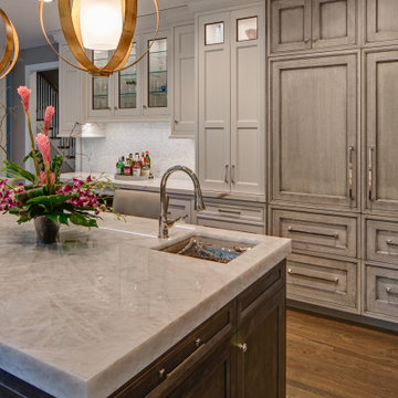 Warm and Welcoming Kitchen Renovation