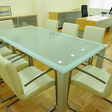 OFFICE-PULTS-RECEPTIONS