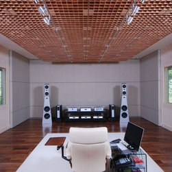 Reference music system - Home Electronics