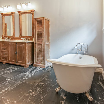 Traditional Bathrooms