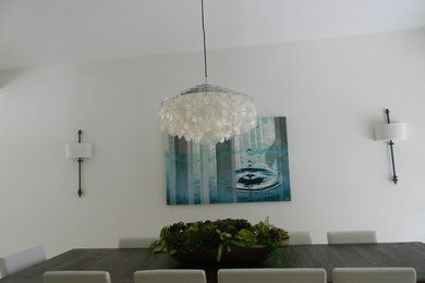 Dining room photo in New York