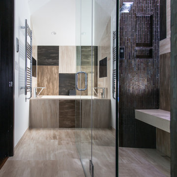 Modern Bathroom - Woodland Hills