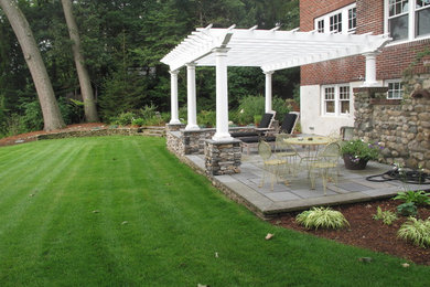 Inspiration for a traditional landscaping in Boston.