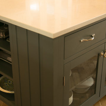 Painted shaker kitchen