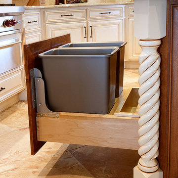 Door style: Cambridge | Species: Maple | Finish: Linen with Carmel glaze
