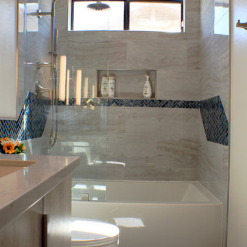 Twin Baths with individual identities