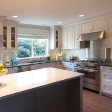 Sue's kitchen colors