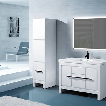 Madeli Vicenza 48" in Glossy White and Matte Black Handles