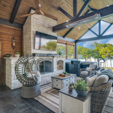 Luxurious Outdoor Living Oasis In Rowlett, TX