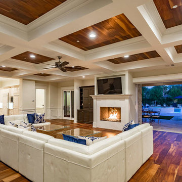 Phoenix Transitional Home - Natural Acacia
