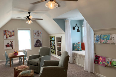 Photo of a transitional kids' room in Atlanta.