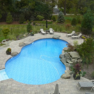 Pools/Water Features