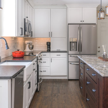 Wellborn Premier Transitional Kitchen