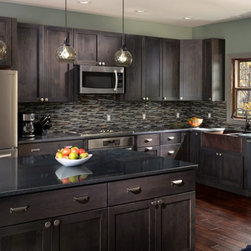 Candlelight Cabinetry - Kitchen Cabinetry