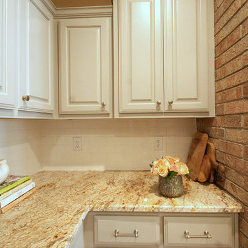 Lacquered Kitchen Cabinet Transformation - close-up