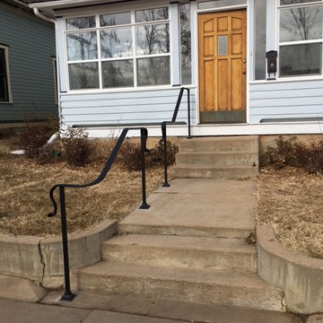 Front Stoop Railing Traditional