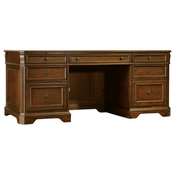 Hooker Furniture Brookhaven Executive Desk in Cherry