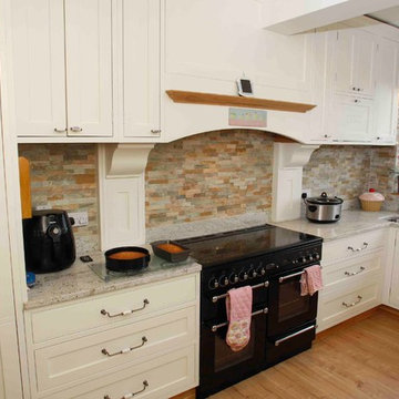 Worcester - Painted Shaker Kitchen