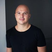 Sam Barnett's photo