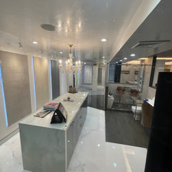 Decorfin USA Showroom - Flooring