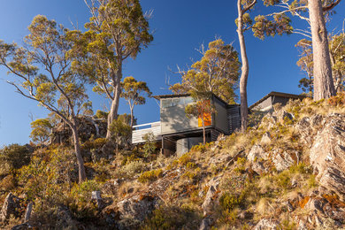 Design ideas for a modern exterior in Hobart.