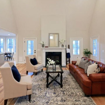 140 Chesterfield Dr. Agent Staging