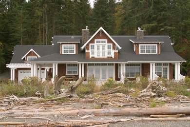 Example of a classic exterior home design in Seattle