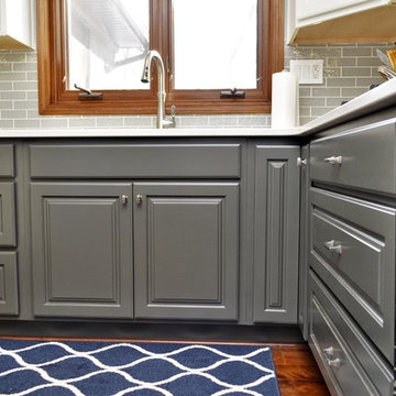 North Judson, IN. Haas Signature Collection. Maple Two Tone Kitchen