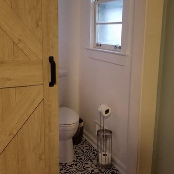 Interior Design // Small Bathroom Renovation