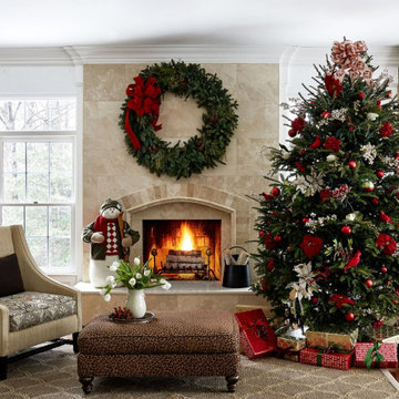 Stunning Traditional Holiday Decor With A Twist