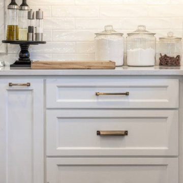 White Kitchen Cabinets