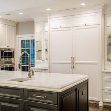 Contemporary Wolf & SubZero Kitchen