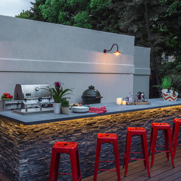 Modern Outdoor Kitchen