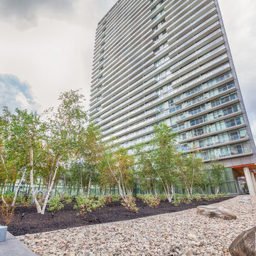 Condominium Courtyard Video Tour - Greater Toronto Area
