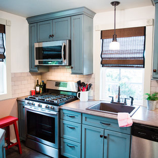 75 Most Popular Victorian Kitchen With Laminate Countertops Design