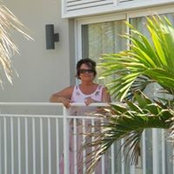 Debbie Comeaus foto
