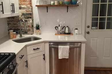 Transitional kitchen photo in Philadelphia