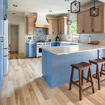 Blue & White Oak Harmony