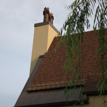 Carlon Residence