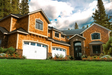 Traditional house exterior idea in Seattle