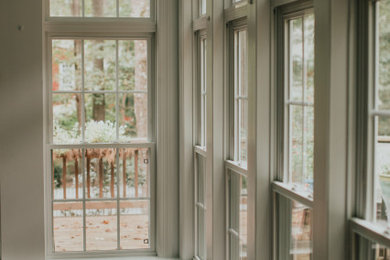 Minimalist sunroom photo in Richmond
