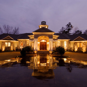 Art & Entertain Lake Home