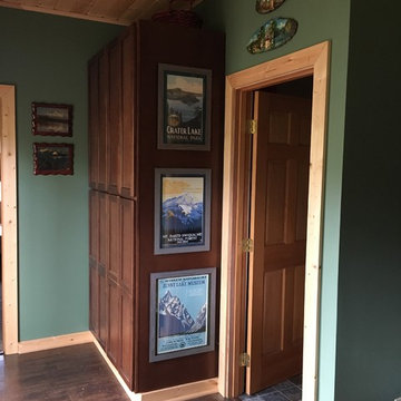Rustic Interior for a Small Space