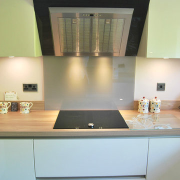 Schuller Gala Kitchen - Magnolia