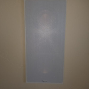 In Wall Speakers