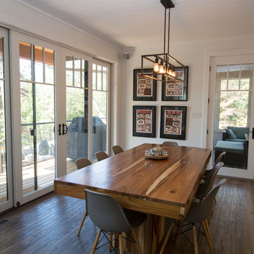 Gorgeous Kahshe Lake Custom Cottage - Enjoyed by Three Generations